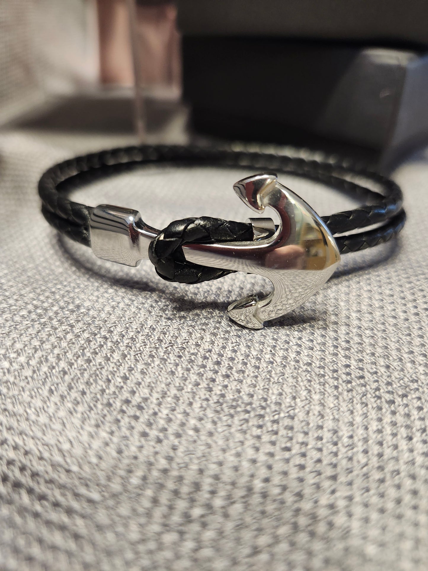 Men’s Leather Anchor Bracelet