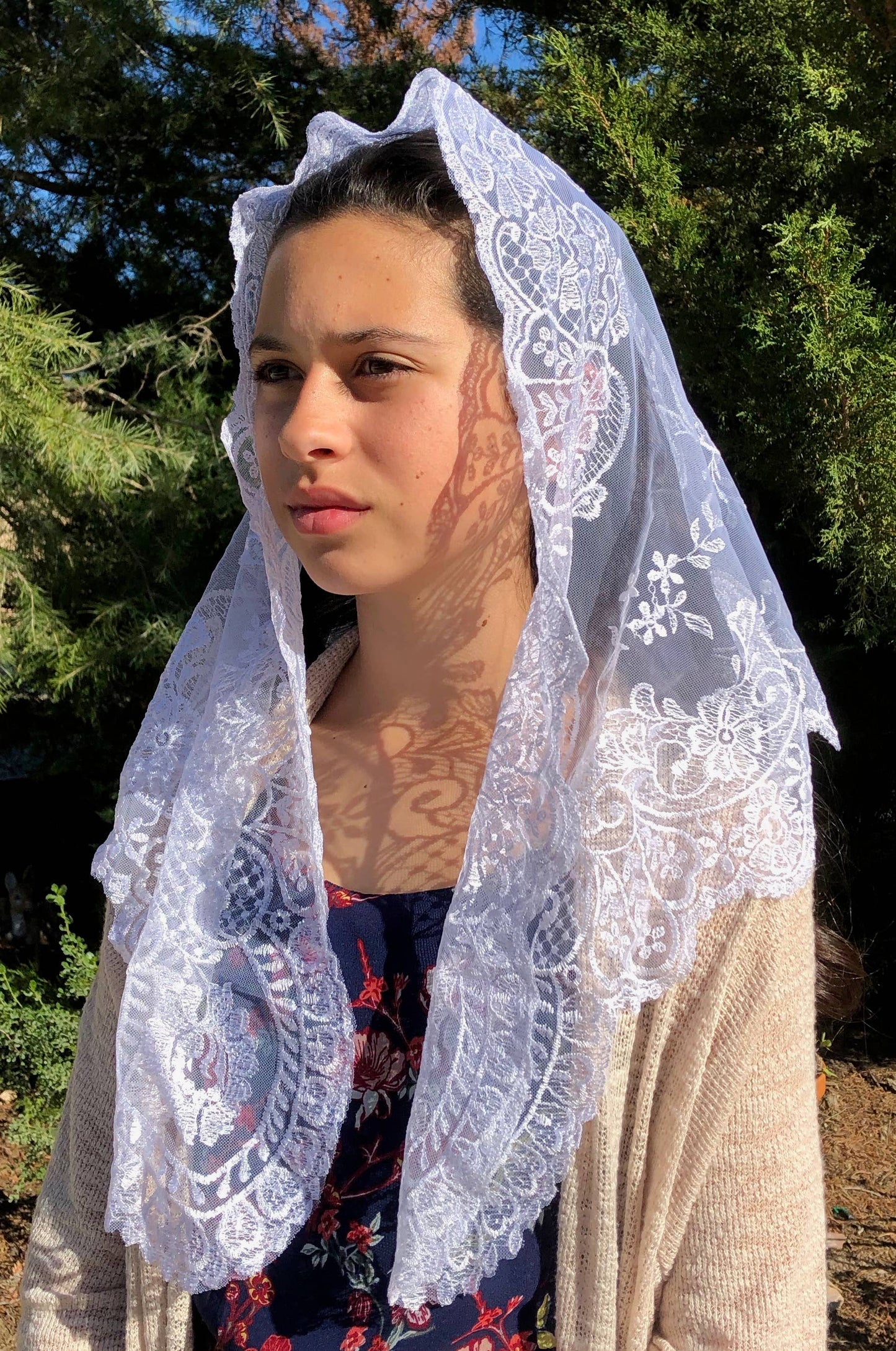 St. Catalina Thomas Veil -WHITE (48" x 23")