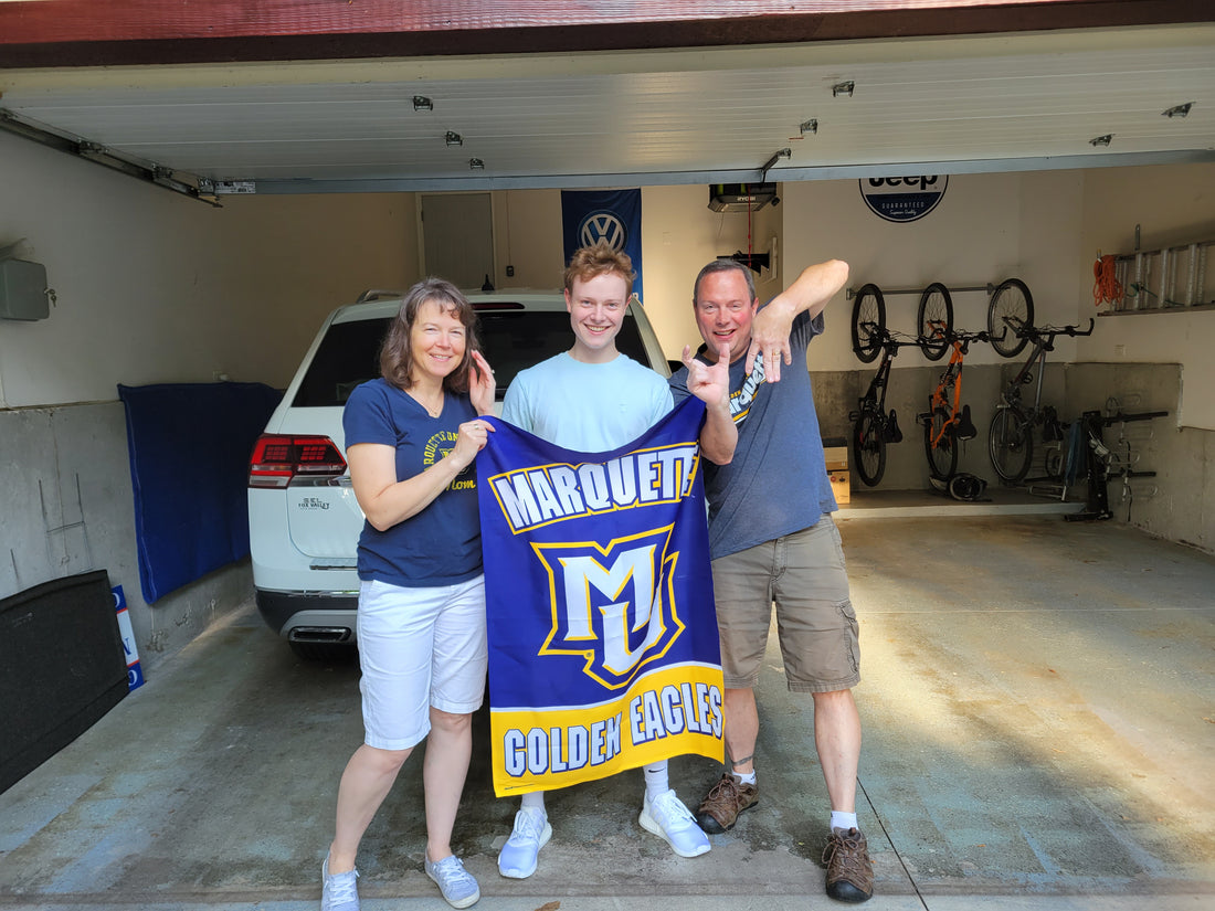 Students leaving for College