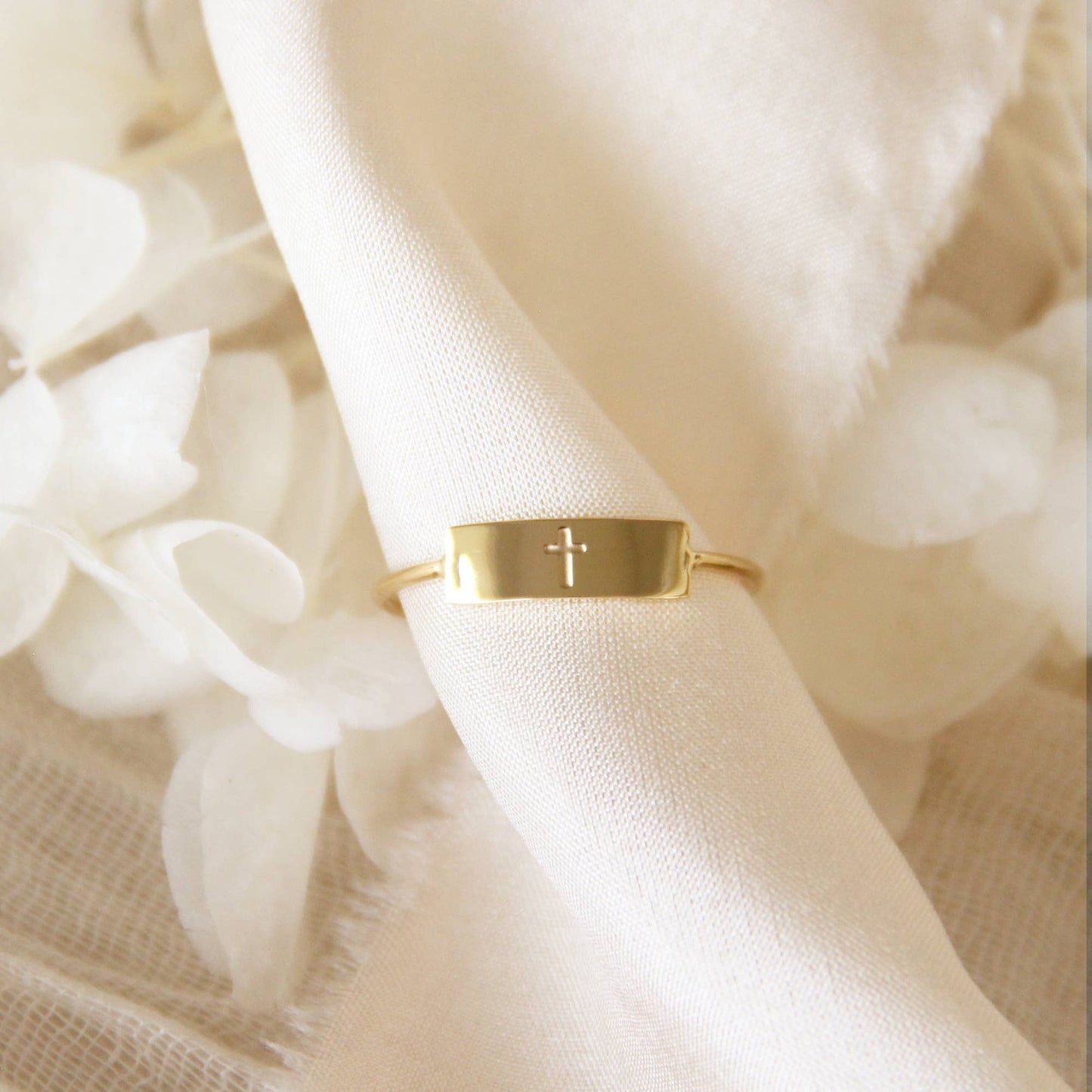 LoveStory Collection - Engraved Cross Bar Ring
