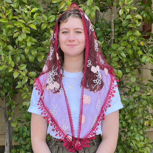 Mystic Rose Veil  -RED                  60" x 22"