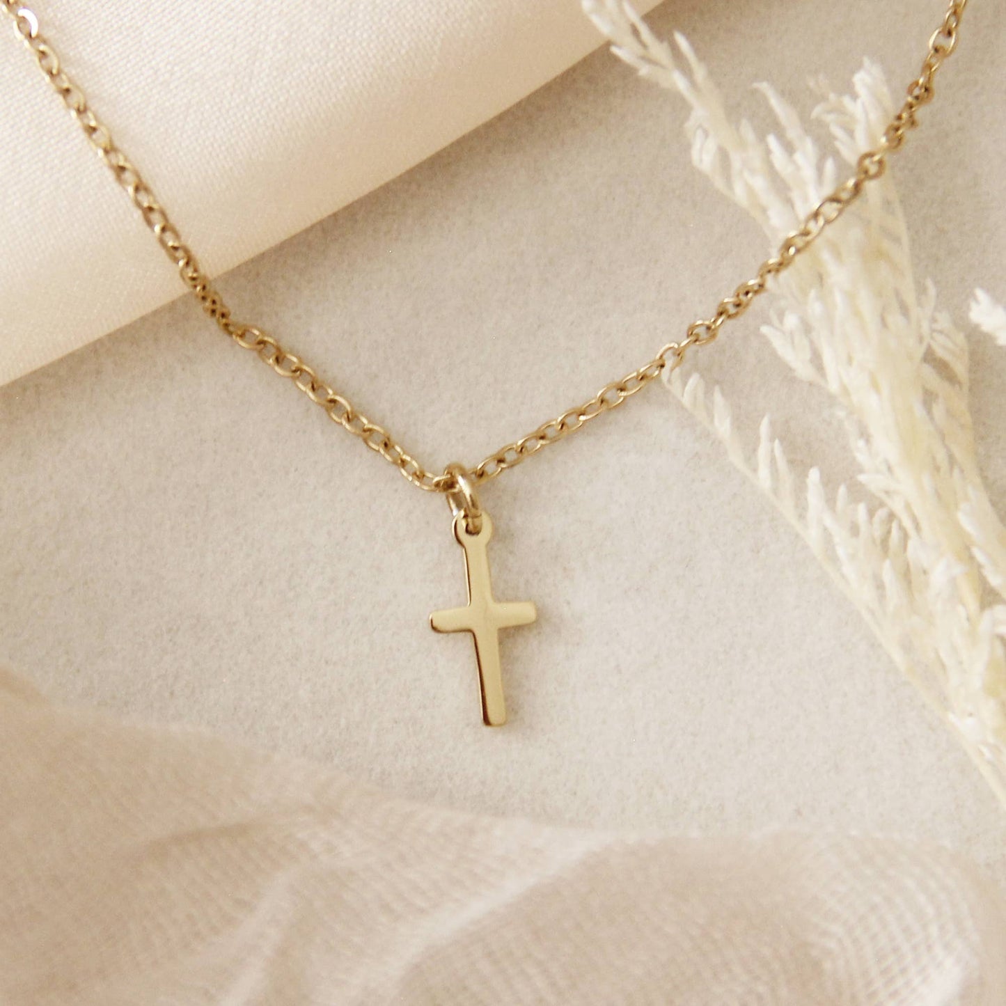 LoveStory Collection - Delicate Cross Necklace, 1 Corinthians 1:18