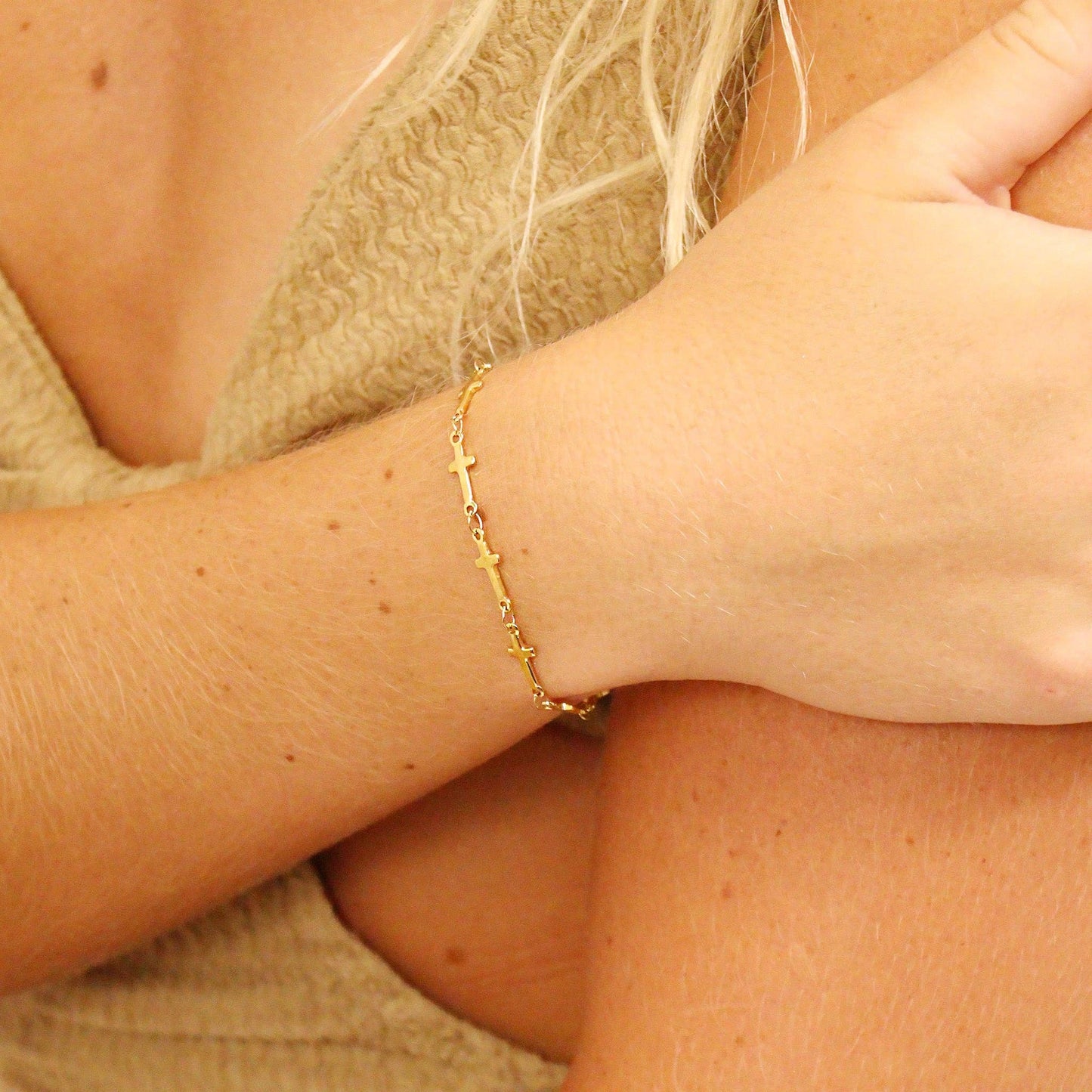 WJW - 18K Gold PVD Stainless Steel Cross Chain Bracelet