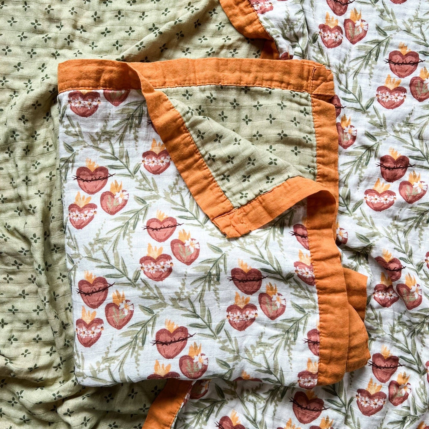 The Little Rose Shop - Holy Family Hearts Luxury Double Sided Muslin Catholic Blanket