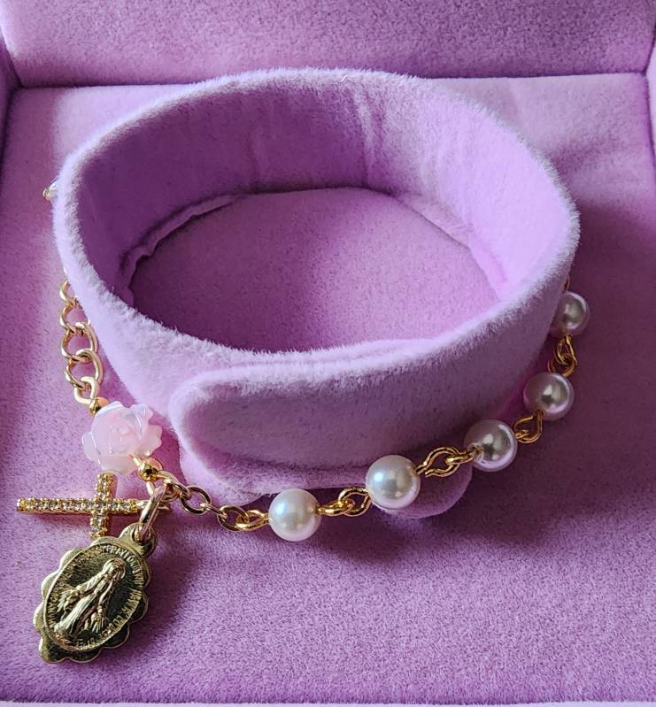 Rose- Rosary Bracelet in Gold