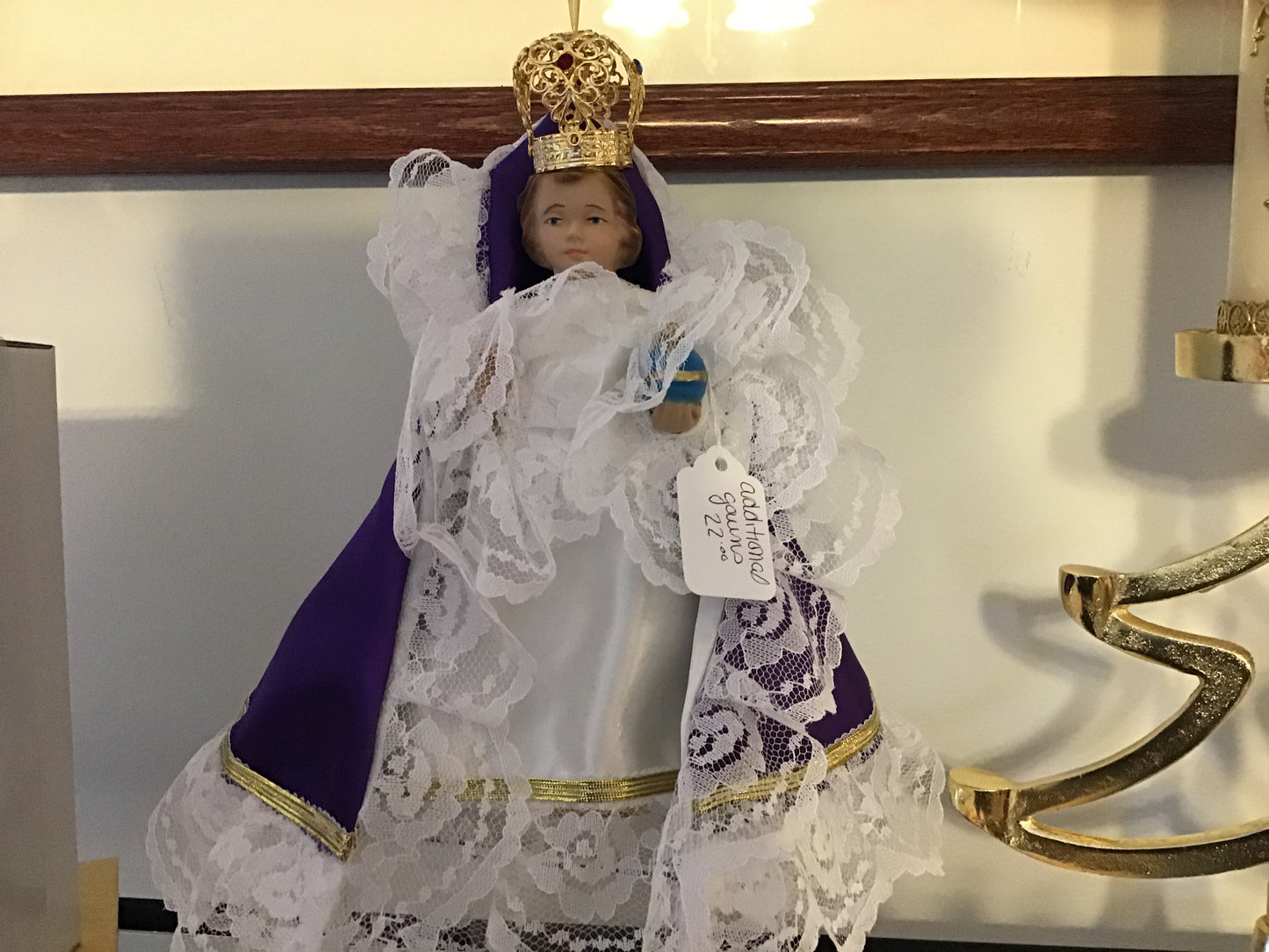 Infant of Prague Vestments / Gown