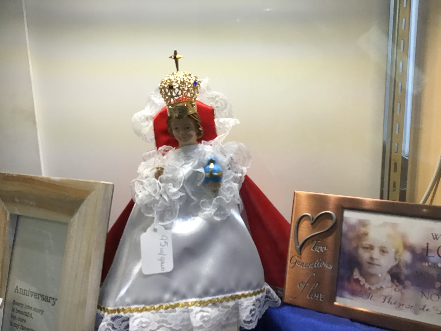 Infant of Prague Vestments / Gown